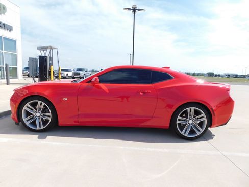 Used 2018 Chevrolet Camaro LT w/ RS Package image 2