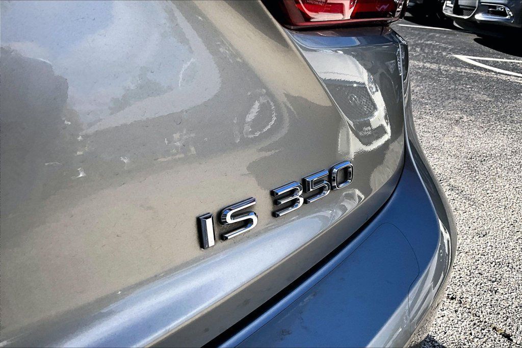 Used 2015 Lexus IS 350 w/ F-Sport Package RWD image 7