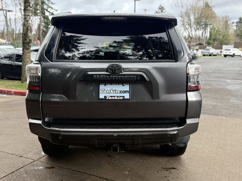Used 2022 Toyota 4Runner TRD Off-Road Premium image 10