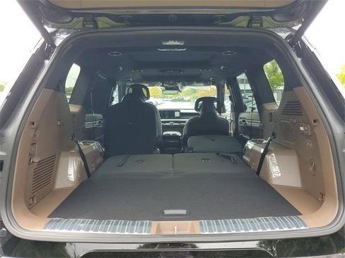 New 2026 Kia EV9 GT-Line image 8