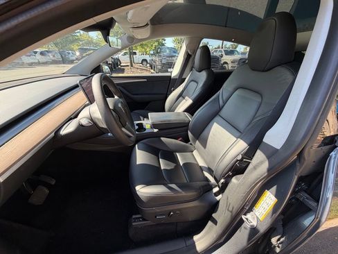 Used 2023 Tesla Model Y Long Range AWD/4WD image 20