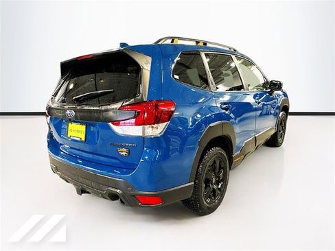 Used 2022 Subaru Forester Wilderness image 5