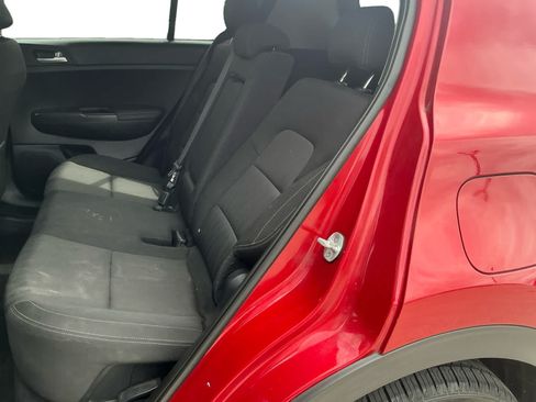 Used 2022 Kia Sportage LX AWD/4WD image 13