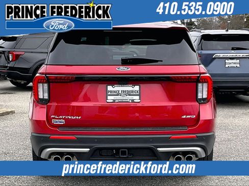 Used 2025 Ford Explorer Platinum w/ Ultimate Package image 4