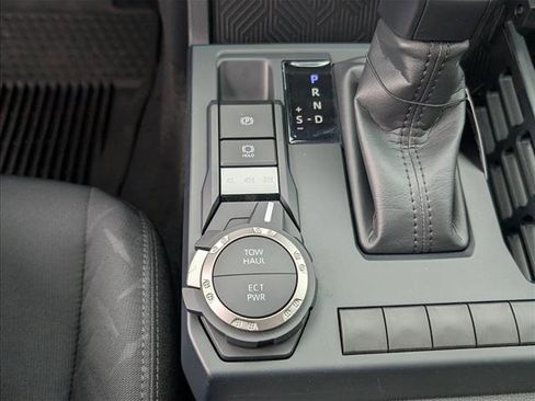 New 2025 Toyota Tacoma SR5 image 18