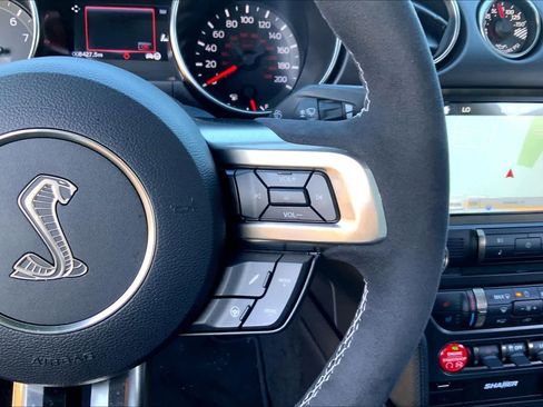 Used 2017 Ford Mustang Shelby GT350 image 19