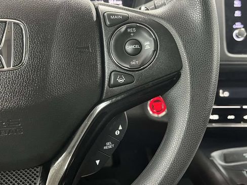 Used 2022 Honda HR-V EX image 31