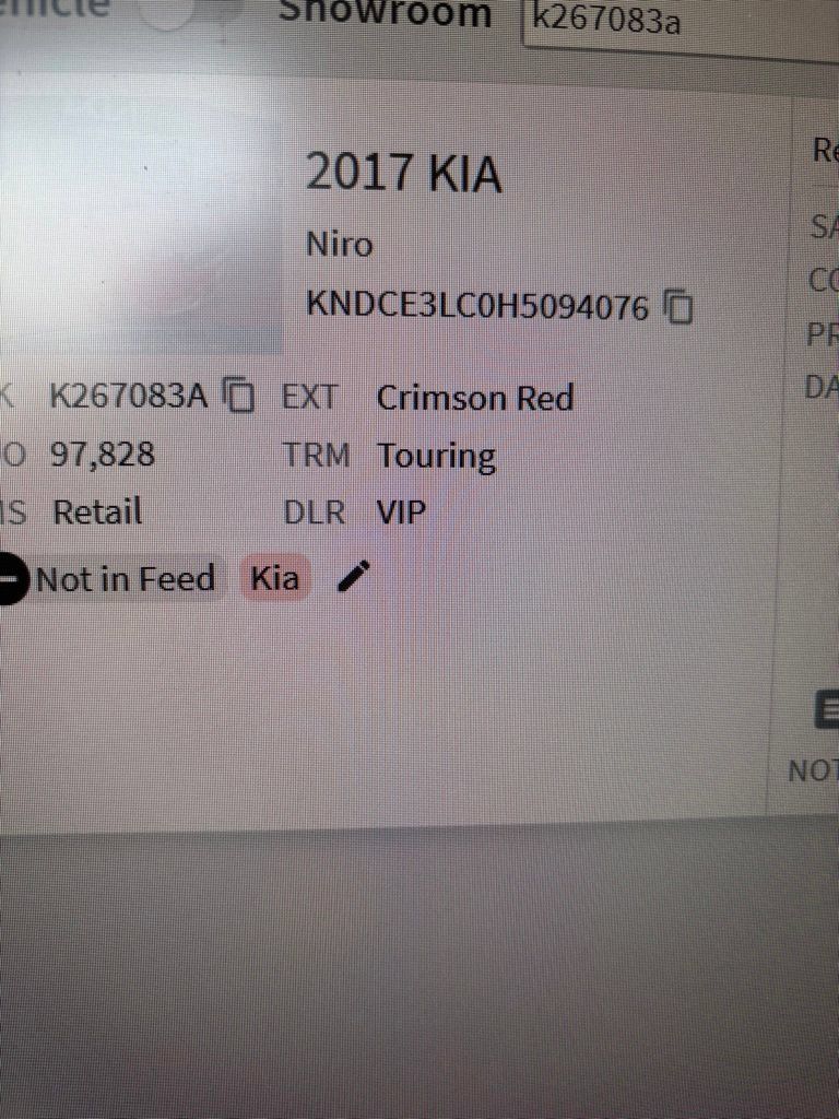 Used 2017 Kia Niro Touring FWD image 5