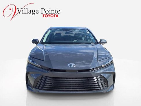 Used 2026 Toyota Camry LE FWD image 8
