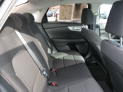 Used 2023 Kia Forte LXS w/ LXS Technology Package image 24