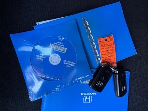 Used 2018 Honda Accord Sport image 29