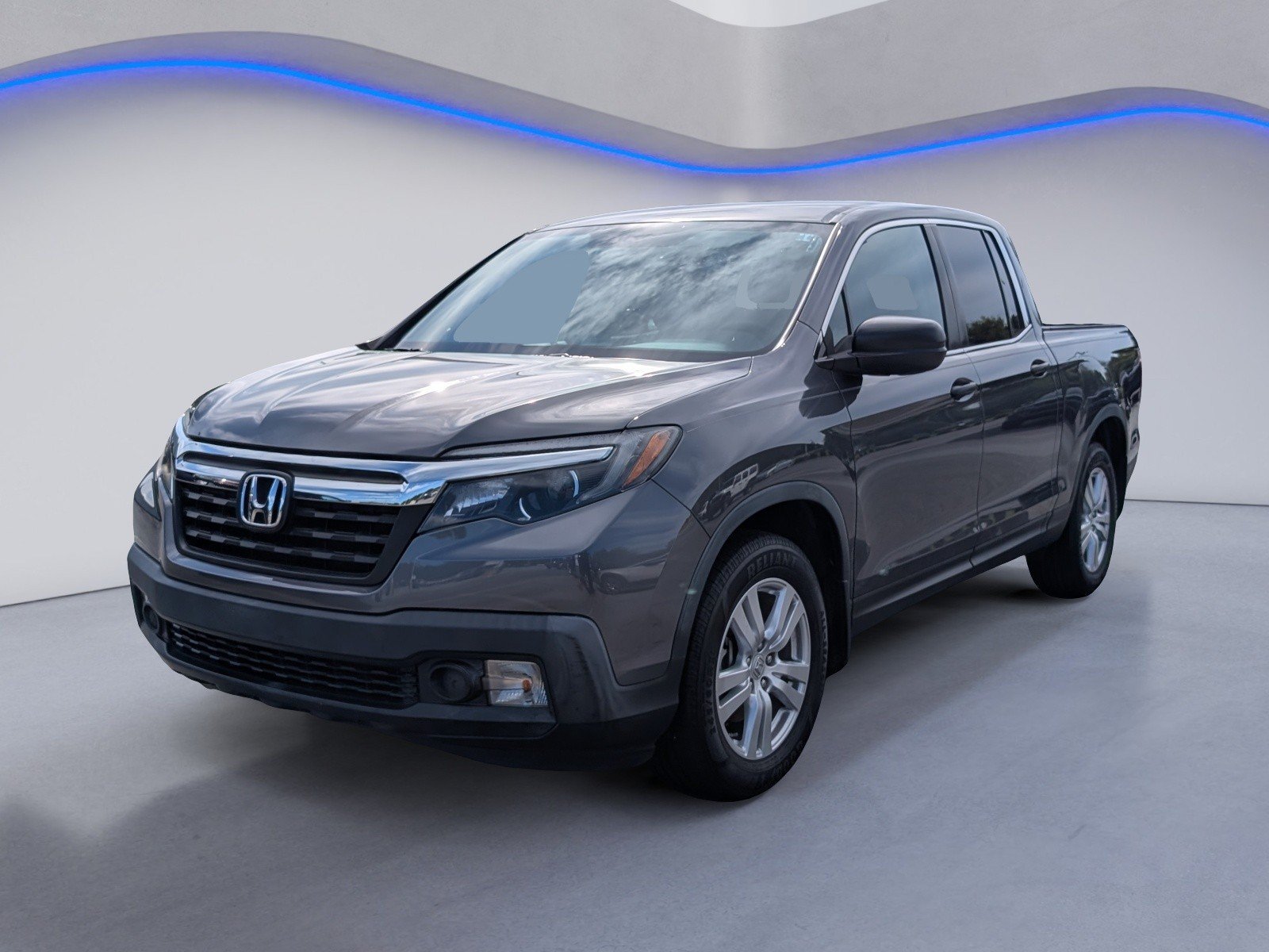 Used 2019 Honda Ridgeline RT image 2