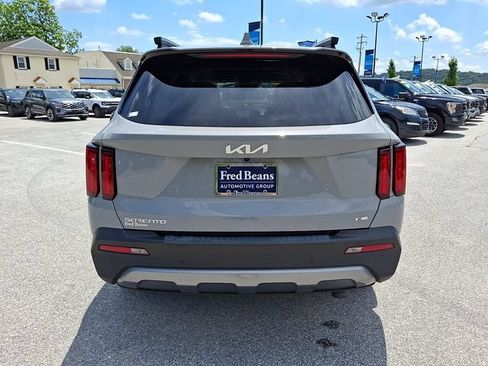 Used 2023 Kia Sorento SX Prestige AWD/4WD image 13