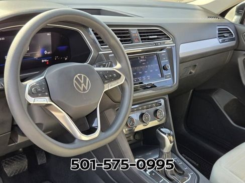 Used 2023 Volkswagen Tiguan S FWD image 9