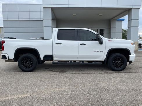 Used 2022 Chevrolet Silverado 2500 LTZ w/ LTZ Plus Package image 6