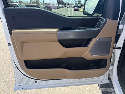 Used 2021 Ford F150 Lariat AWD/4WD image 11
