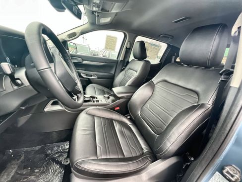 New 2025 Ford Ranger Lariat w/ FX4 Off-Road Package image 13