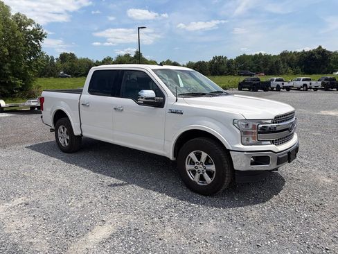 Used 2019 Ford F150 Lariat w/ Equipment Group 502A Luxury AWD/4WD image 16