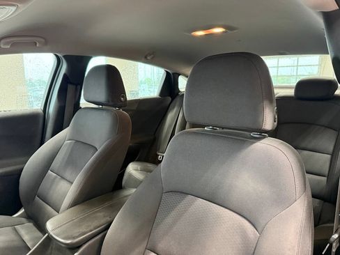Used 2019 Chevrolet Malibu LT w/ Driver Confidence Package II FWD image 23