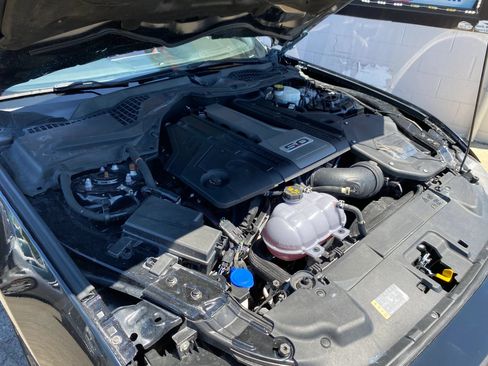 Used 2022 Ford Mustang GT w/ Equipment Group 301A RWD image 28