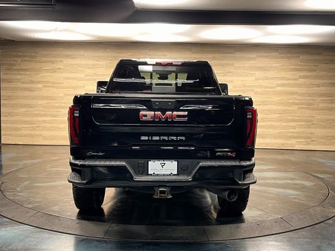 Used 2025 GMC Sierra 2500 AT4 w/ AT4 Premium Plus Package image 23