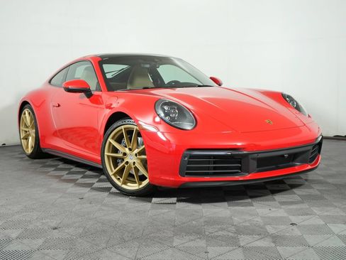 Certified 2024 Porsche 911 Carrera RWD image 9