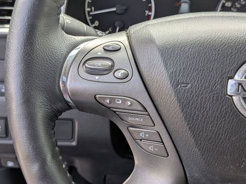 Used 2020 Nissan Murano SL w/ Moonroof Package AWD/4WD image 18