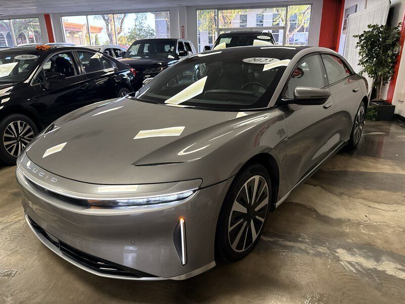 Used 2023 Lucid Air Touring AWD/4WD image 3