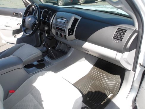 Used 2010 Toyota Tacoma 2WD Access Cab w/ SR5 Pkg #2 image 13
