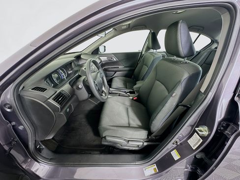 Used 2015 Honda Accord LX image 13