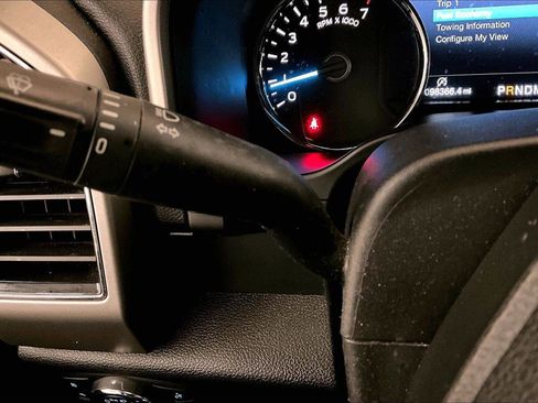 Used 2019 Ford F150 Lariat image 31