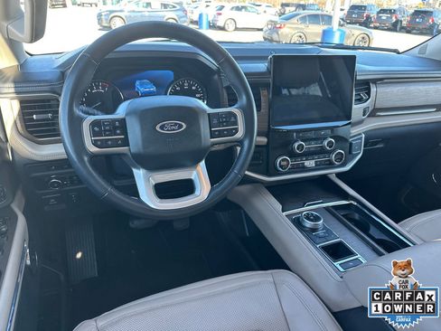 Used 2024 Ford Expedition Max Limited image 23
