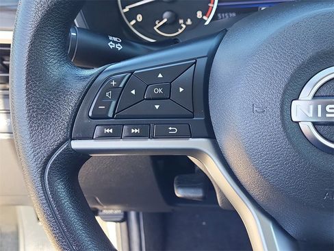 Used 2024 Nissan Altima 2.5 SV image 20