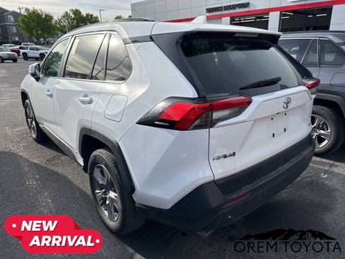 Used 2025 Toyota RAV4 LE image 18