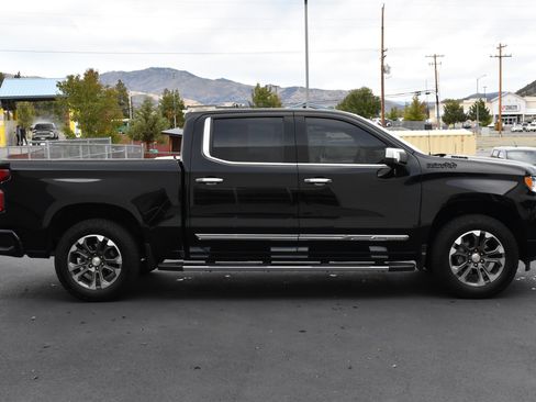 Used 2024 Chevrolet Silverado 1500 High Country w/ Technology Package image 5