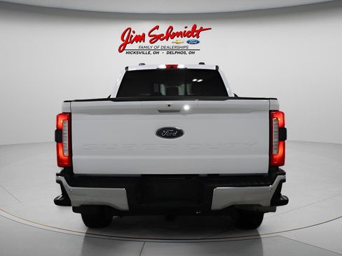 Used 2024 Ford F250 Lariat image 5