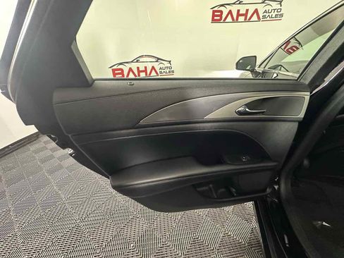 Used 2019 Lincoln MKZ Premiere image 17