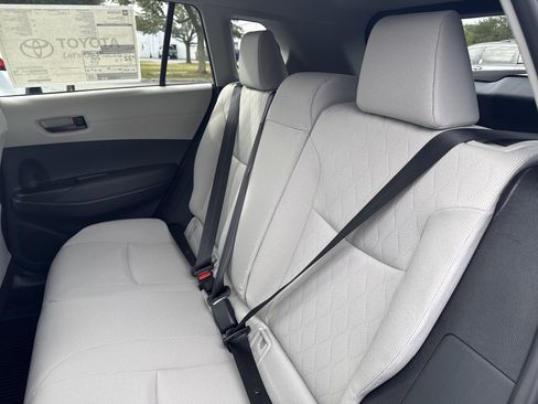 New 2026 Toyota Corolla Cross LE w/ Moonroof Package FWD image 25
