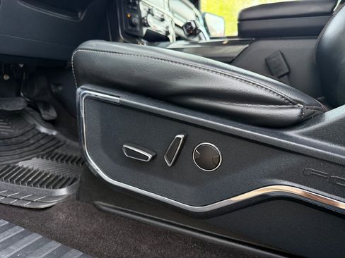 Used 2021 Ford F150 Lariat w/ Equipment Group 502A High AWD/4WD image 34