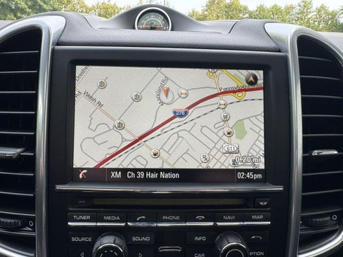 Used 2014 Porsche Cayenne S AWD/4WD image 30