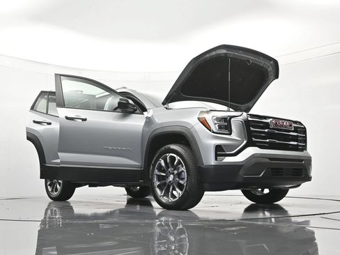 Certified 2026 GMC Terrain Elevation w/ Elevation Premium Package FWD image 50