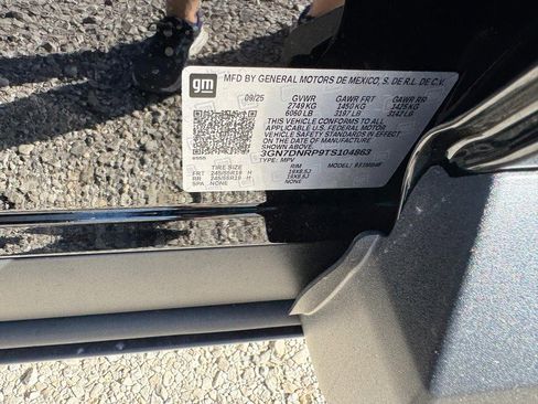 New 2026 Chevrolet Equinox EV LT image 16