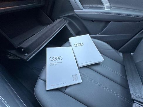 Certified 2025 Audi Q5 Premium w/ Convenience Package AWD/4WD image 31