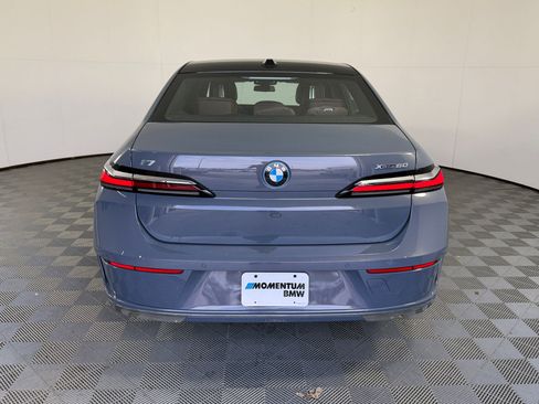 Certified 2023 BMW i7 xDrive60 AWD/4WD image 10