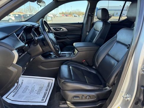 Used 2023 Chevrolet Traverse LT w/ LPO, Floor Liner Package image 14