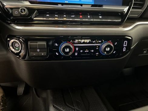 New 2026 Chevrolet Silverado 1500 LT w/ Safety Package RWD image 17