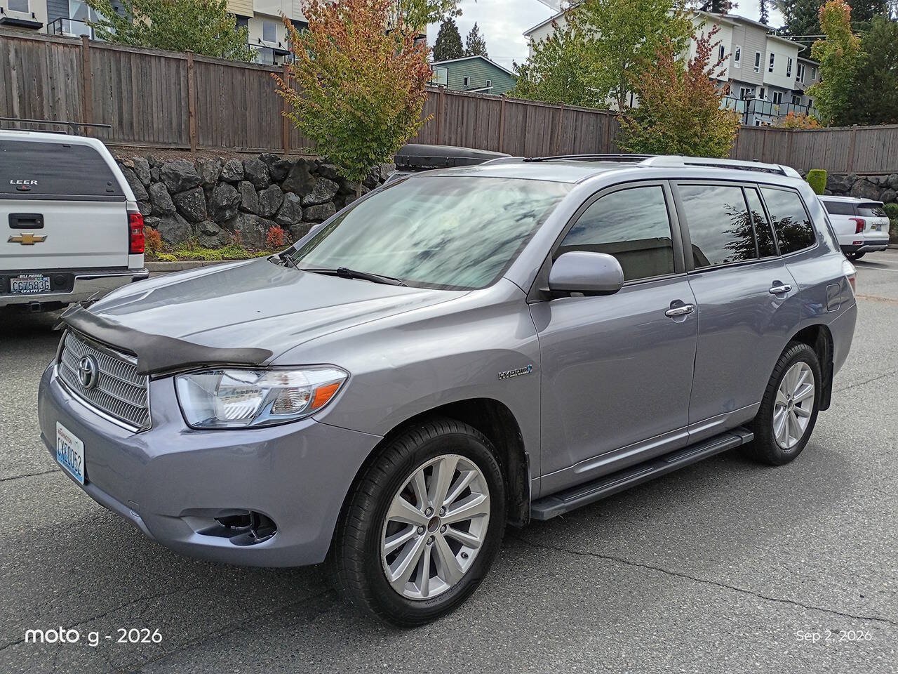 Used 2010 Toyota Highlander 4WD Hybrid image 1
