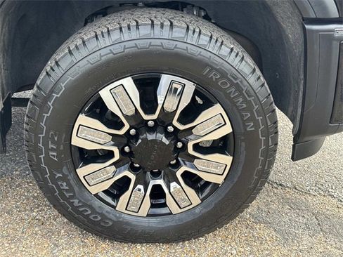 Certified 2024 GMC Sierra 2500 Denali w/ Denali Reserve Package image 5