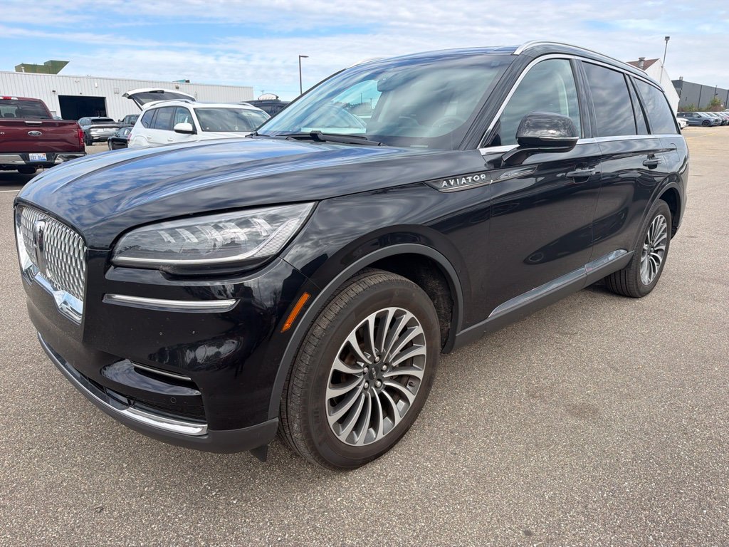 Used 2024 Lincoln Aviator AWD w/ Premium Package image 1