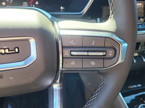 New 2026 GMC Canyon Denali image 14